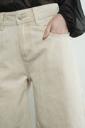 MAP3098 DENIM BERMUDA SHORTS WITH YOKE SEAM: CREAM / M