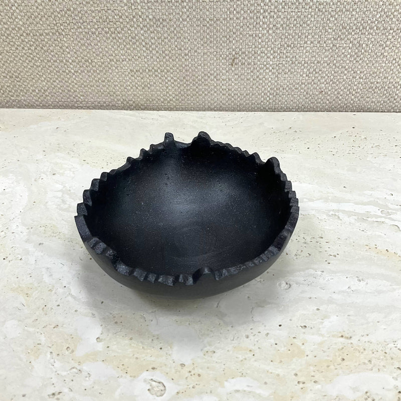 Black Round Torn Edge Textured Bowl