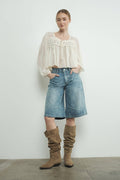 MAP3098 DENIM BERMUDA SHORTS WITH YOKE SEAM: CREAM / M